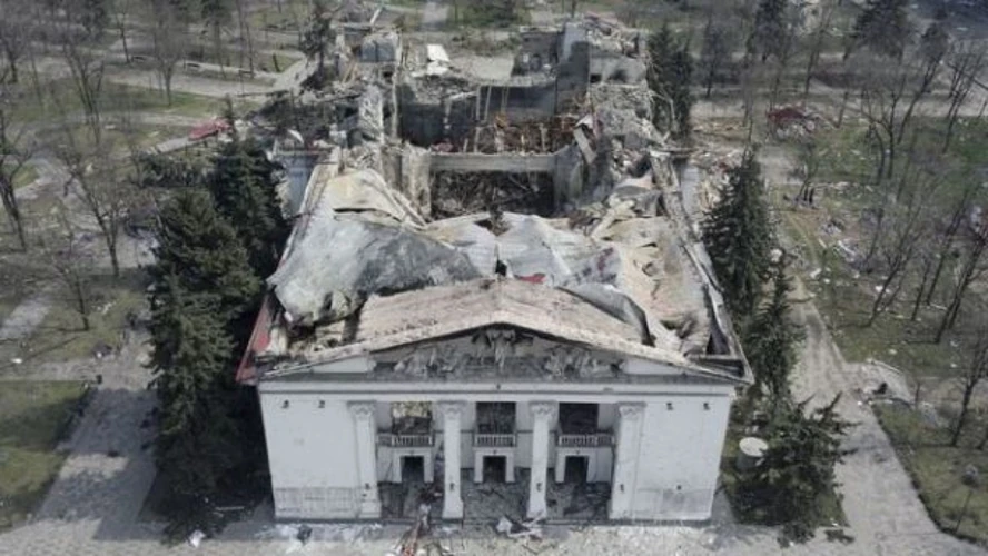 Куди і з яким переліком адресатів звернувся Лубінець через фільм «Свідки» про Маріуполь