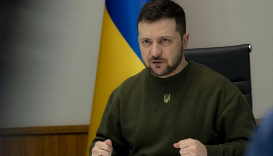Зеленський підтвердив у Reuters: удари по НПЗ РФ посилять, цивільних не чіпатимуть